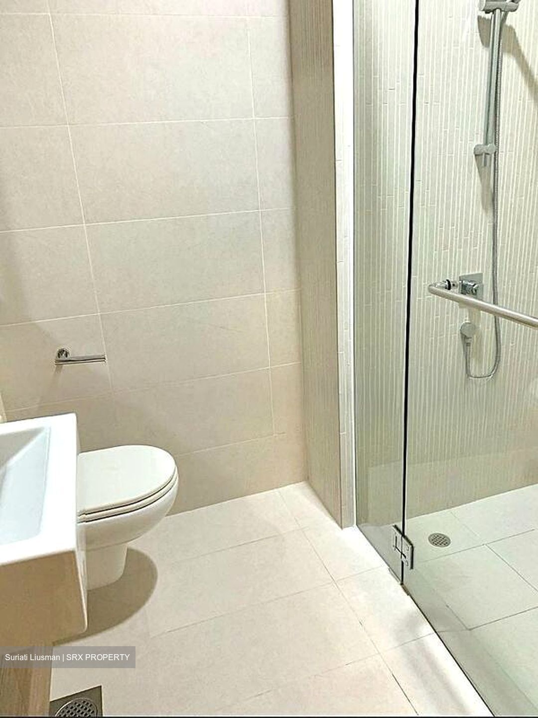 The Centrio (D12), Apartment #521382401